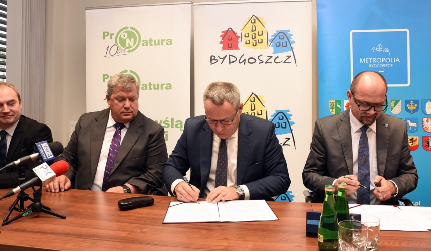 Odpady z Koronowa trafią do bydgoskiej ekoelektrociepłowni Odpady z Koronowa trafią do bydgoskiej ekoelektrociepłowni