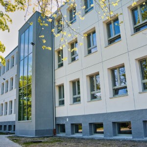 Modelowa ekoszkoła już gotowa! Budynek VII LO stał się zeroenergetyczny